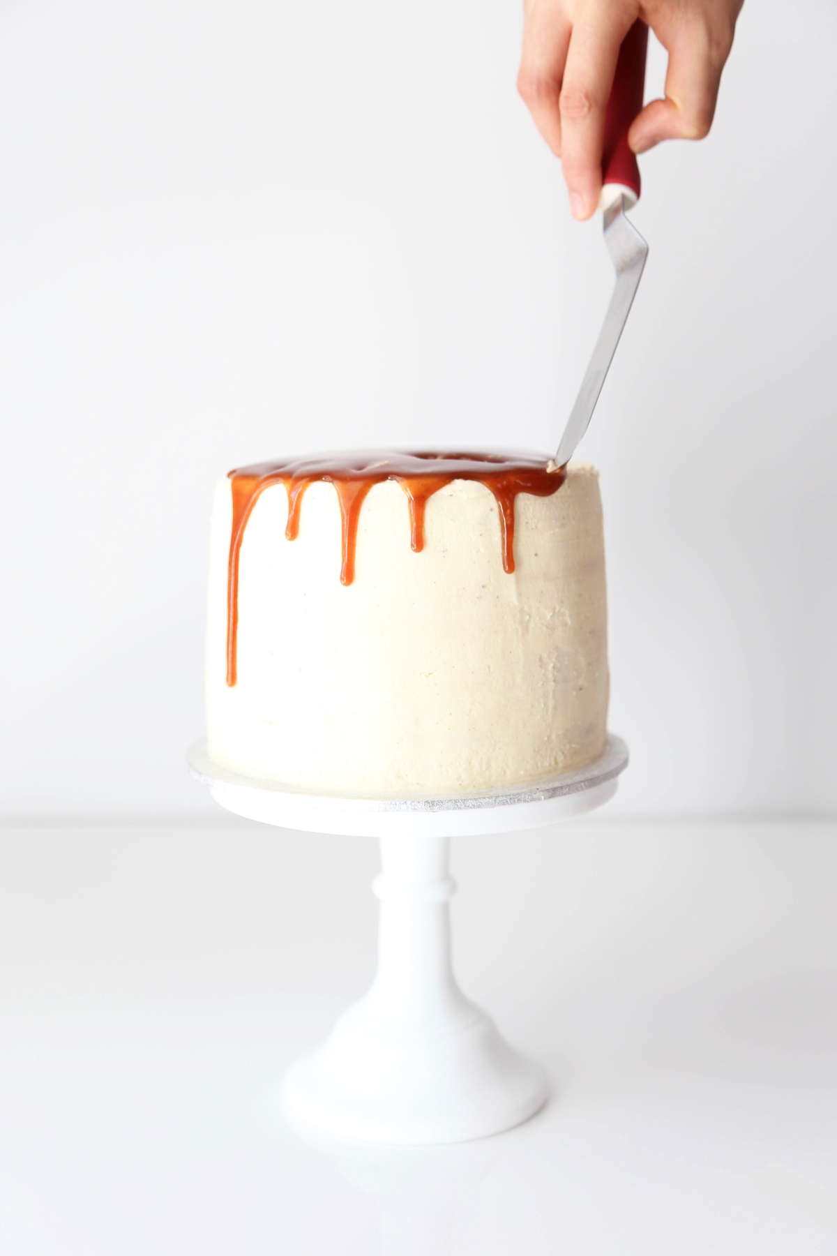 Caramel Cake Stand – Salt & Sundry
